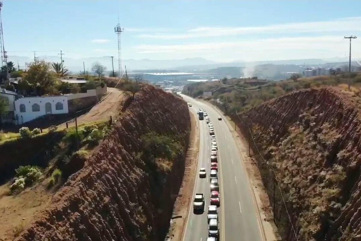 Reportan 5 horas para cruzar a Estados Unidos