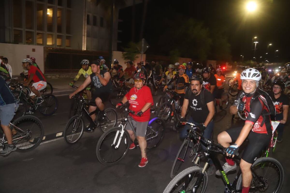 Celebran Día de la Bicicleta con rodada en Hermosillo