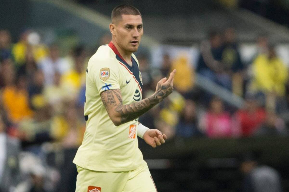 Castillo da triunfo al América con doblete contra Rayados