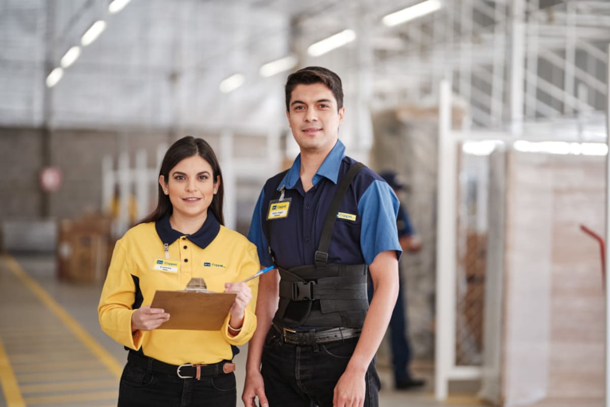 Coppel tiene oferta de trabajo con sueldo de más de 13 mil pesos; se requiere tener preparatoria