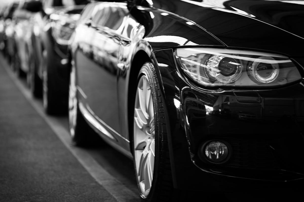 ¿Piensas comprar tu primer auto? Estos gastos deberías considerar