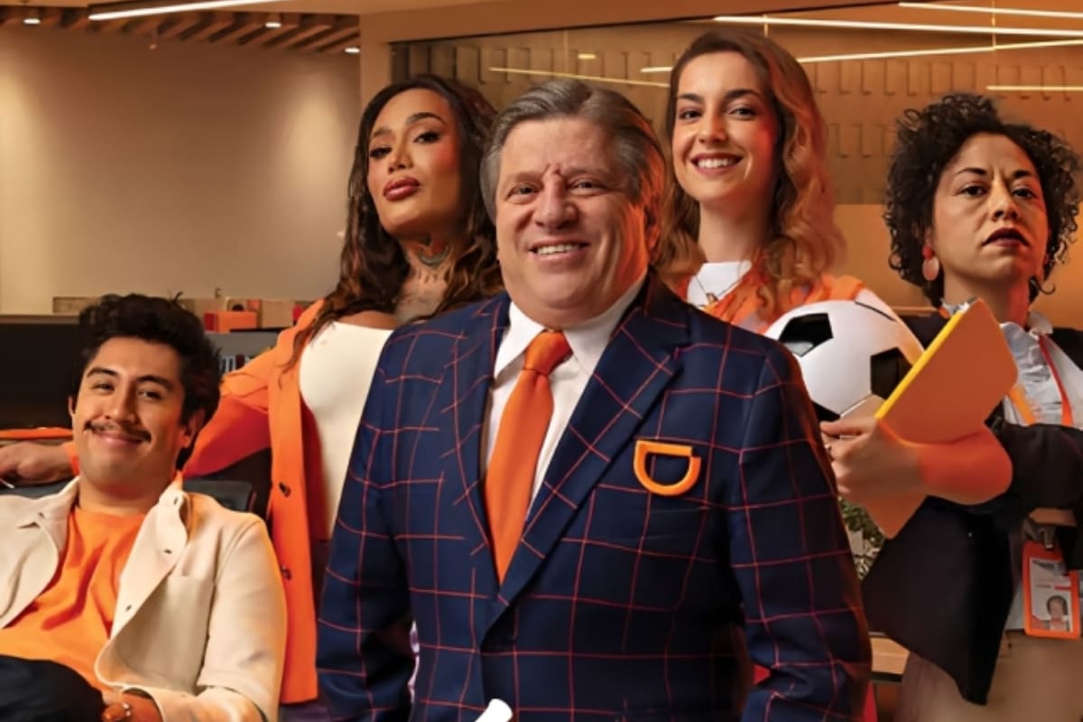 ‘El Piojo’ Herrera, Karina Torres y Daniel Sosa protagonizan “Aquí Todos Juegan”, la miniserie futbolera de DiDi