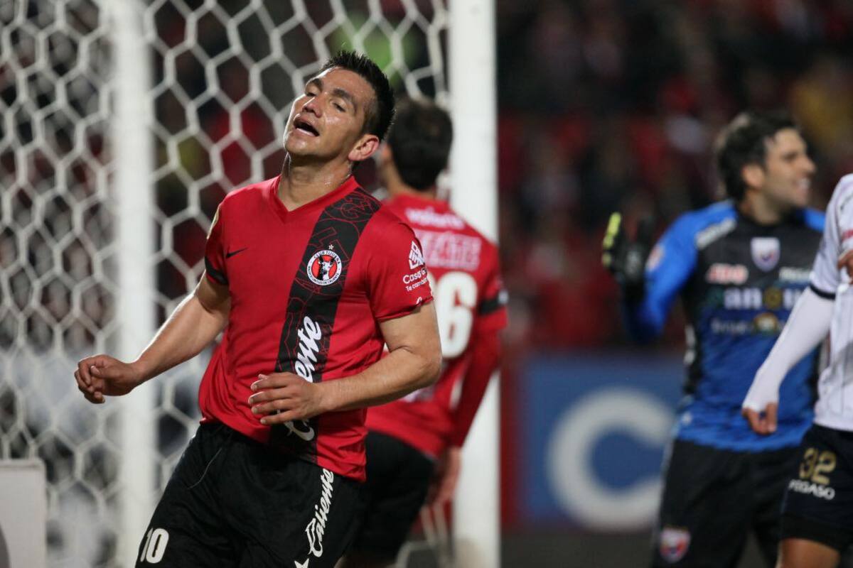 Deportan a exfutbolista Raúl Enríquez tras declararse culpable