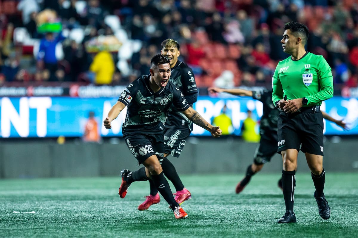 Efraín Álvarez encuentra su lugar en Xolos