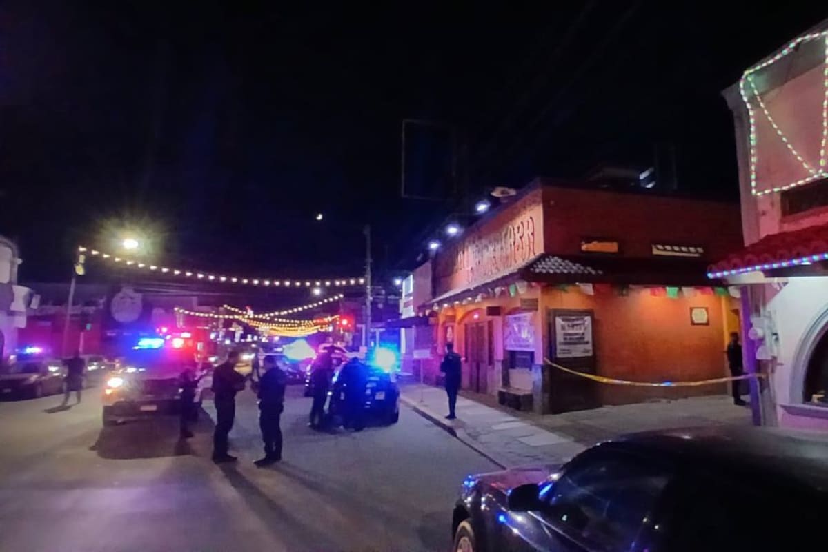 Hombre es asesinado al interior de una birriería en Ensenada