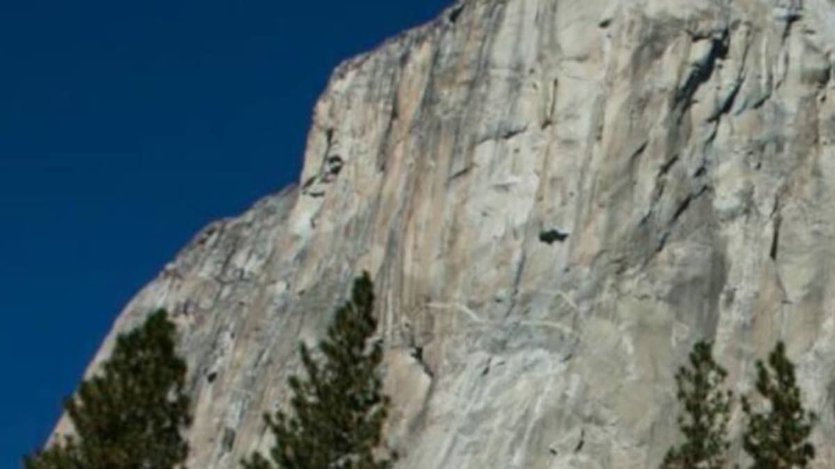Escalador de 23 años muere tras caer 700 metros en El Capitán en Yosemite mientras medios internacionales difunden falso informe que lo señalaba como influencer transmitiendo en vivo
