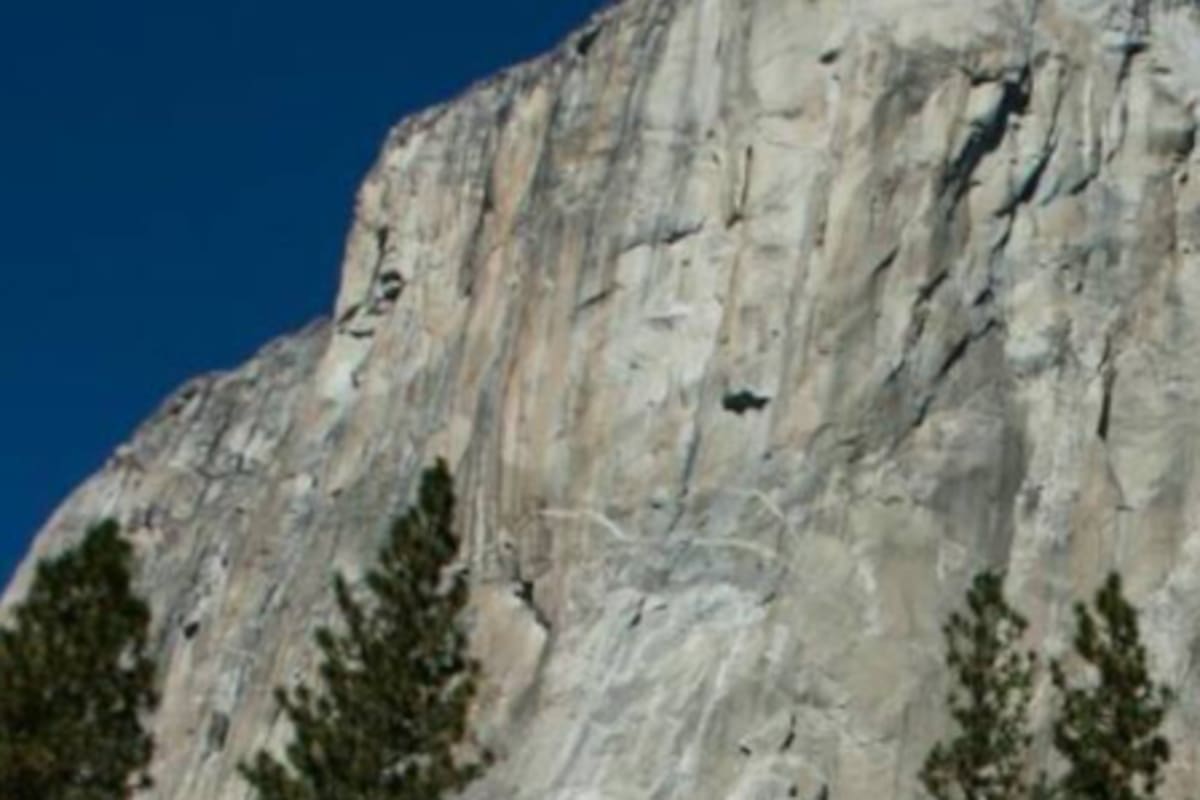 Escalador de 23 años muere tras caer 700 metros en El Capitán en Yosemite mientras medios internacionales difunden falso informe que lo señalaba como influencer transmitiendo en vivo