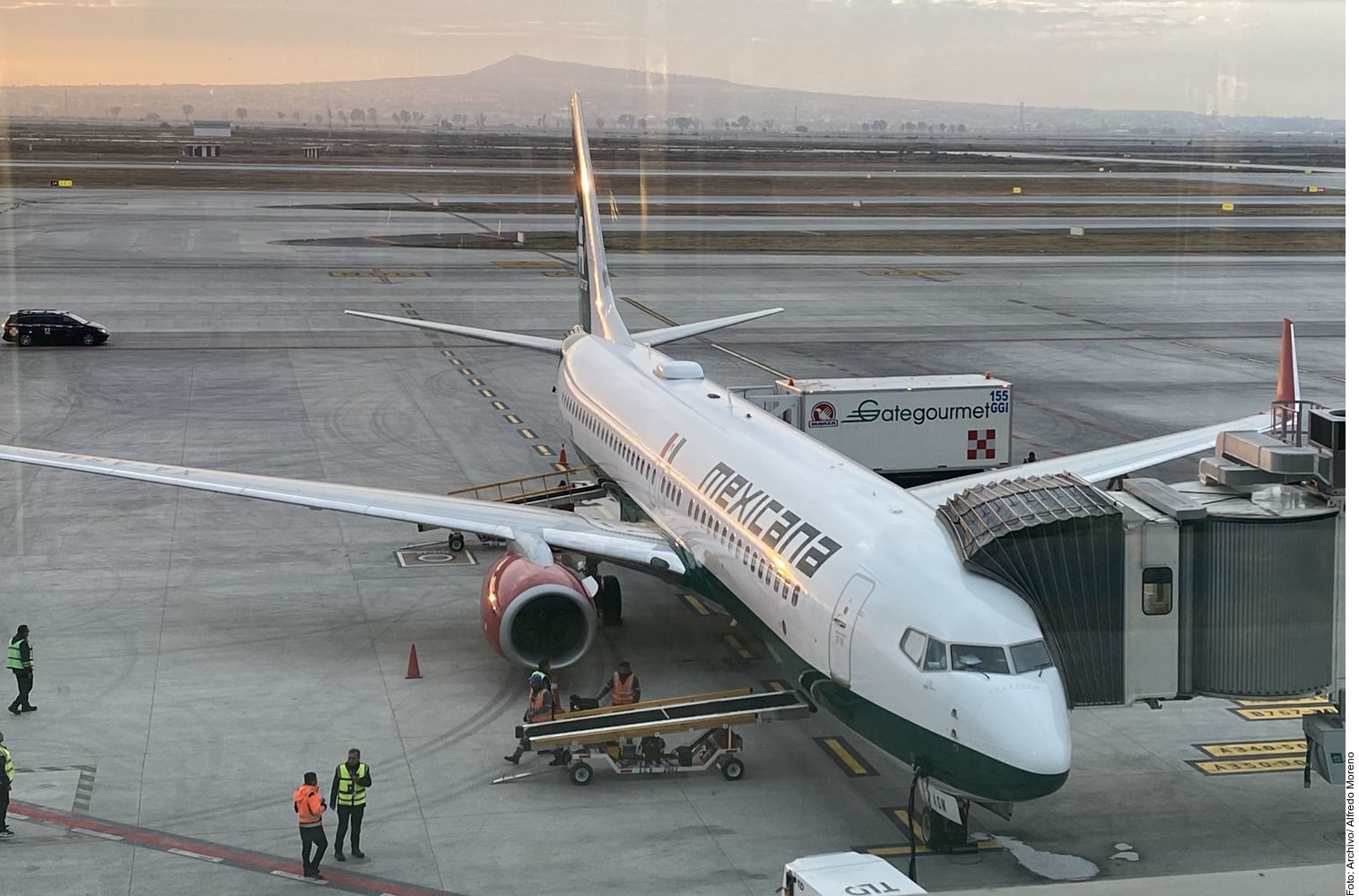 Fotografía de un avión de Mexicana de aviación.