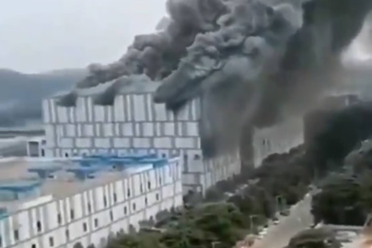 VIDEO: Se incendió edificio de Huawei, en China; impresionantes imágenes