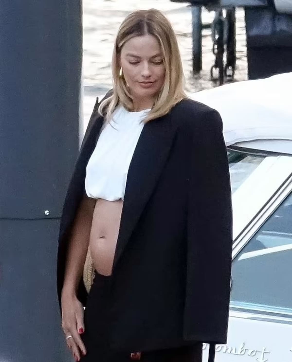 Margot Robbie espera su primer bebé / Cuenta de X: @tushar_0038