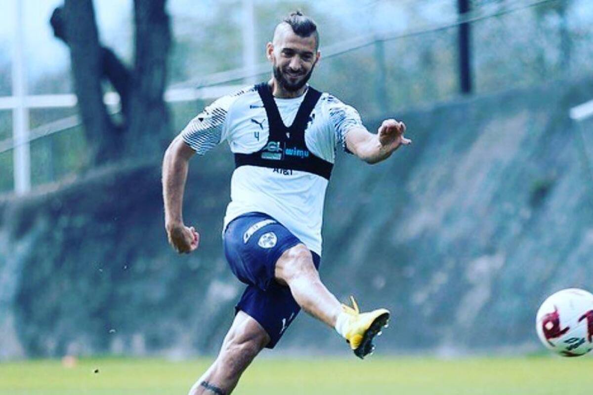 Jugador de Rayados arremete contra López Obrador