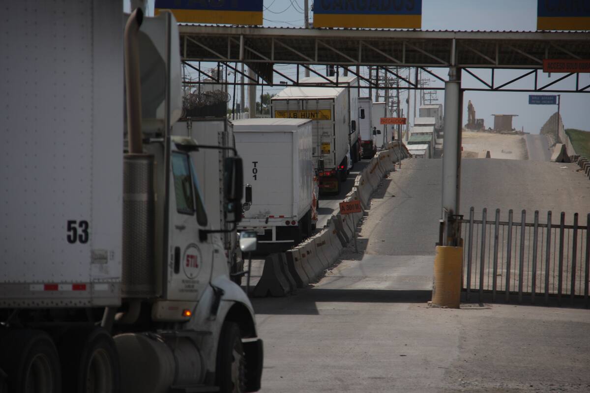 Transporte de carga disminuye operaciones por Covid-19