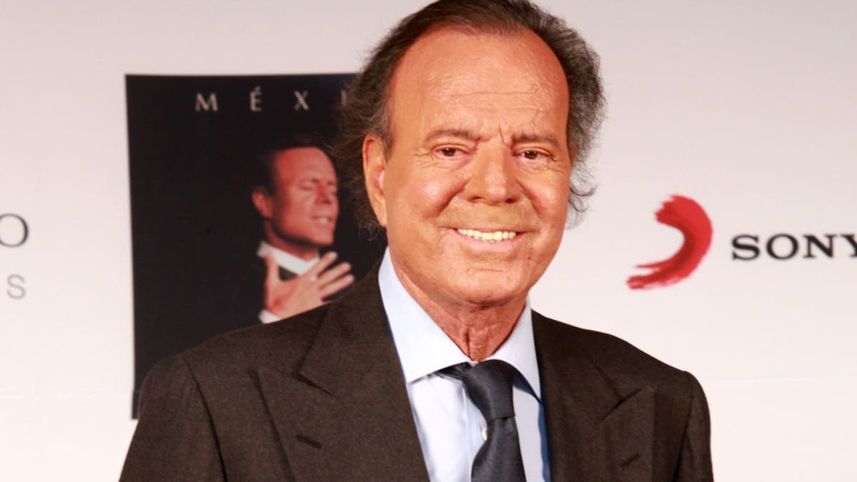 Denuncia contra Julio Iglesias por abuso sexual queda archivada: Fiscalía española argumenta falta de jurisdicción