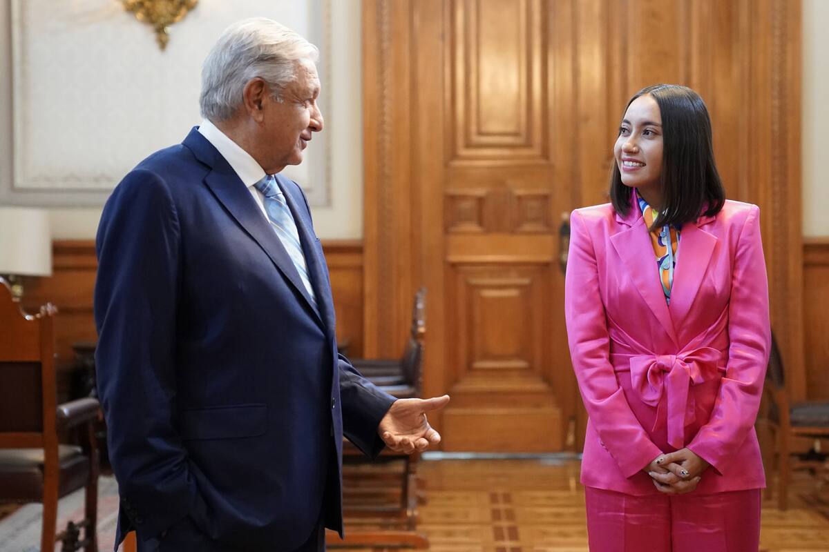 AMLO se reúne con Katya Echazarreta, primera mujer mexicana en viajar al espacio