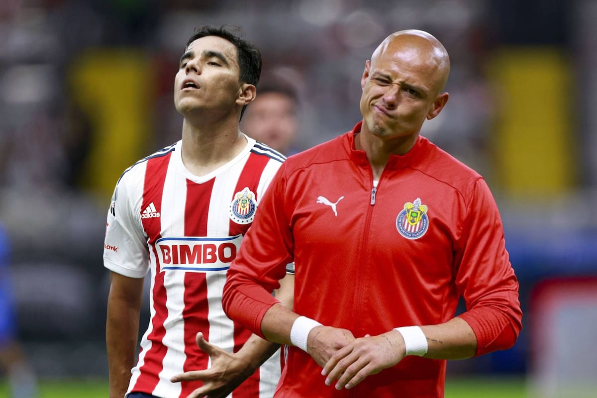 ¿Por qué Chivas “borró” de su historia a ‘Chicharito’ y a Omar Bravo?