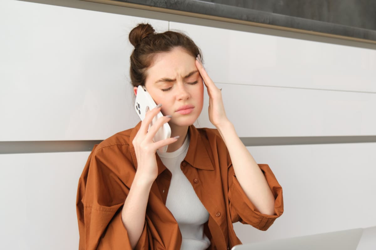 ¿Es legal que los bancos te llamen todo el día por una deuda?