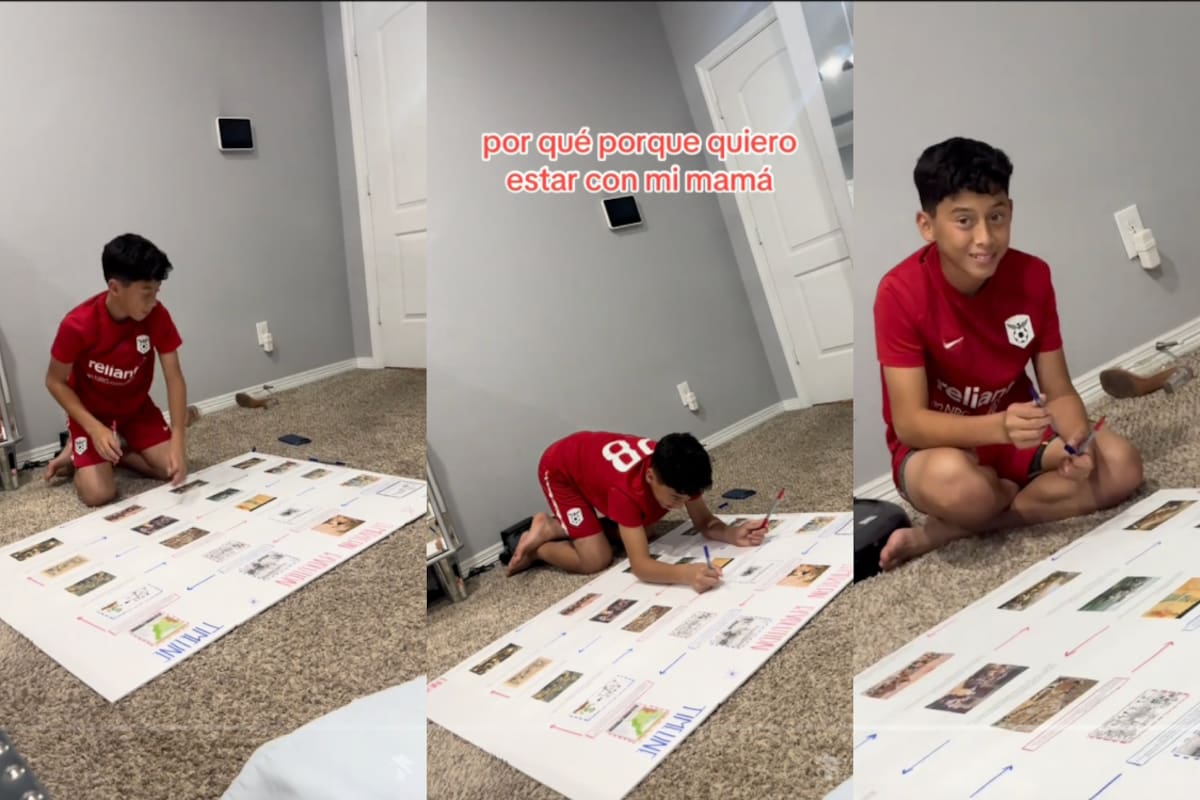Este joven decide hacer la tarea en el piso con tal de estar en compañía de su madre