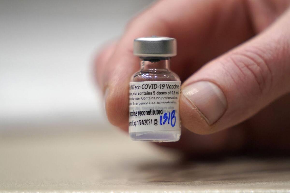 Reanudan aplicación de segunda dosis de vacuna contra Covid-19 Pfizer en Tijuana
