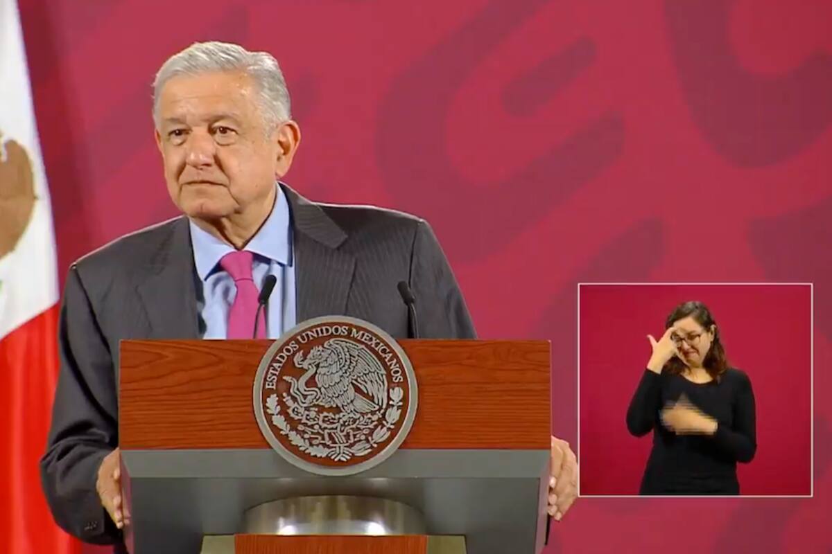AMLO suma a Krauze, Loret y titular de Coparmex al reto de dormir en el Zócalo apoyando Frenaaa