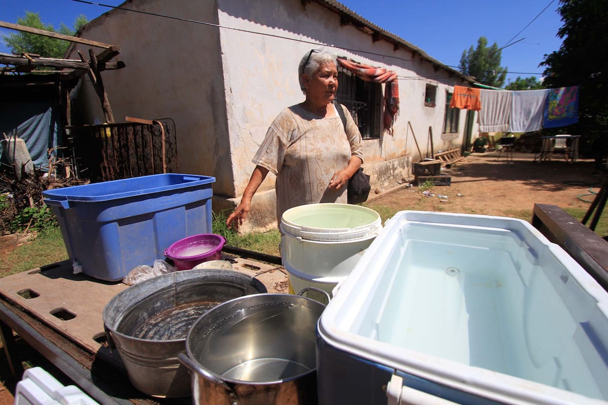 Piden a hermosillenses guardar agua por posibles fallas en el servicio