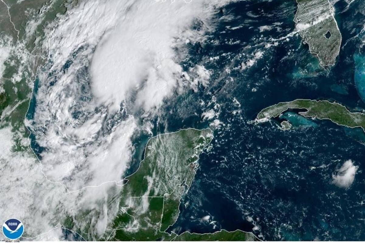 Huracán Teddy llega a categoría 4 y se forma tormenta tropical Wilfred en el Golfo de México