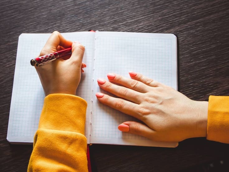 ¿Por qué la mayoría de las personas son diestras? Ciencia, evolución y cultura detrás de un rasgo universal