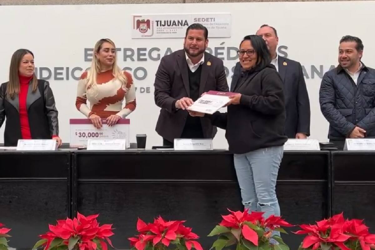 Sedeti entrega apoyos a 450 emprendedores de Tijuana