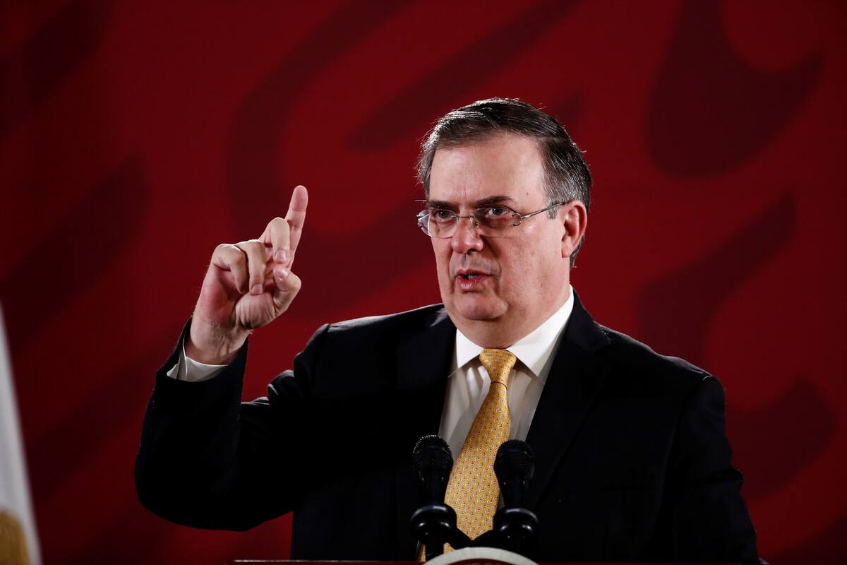 Confirma Ebrard que no hay mexicanos entre víctimas en Santa Clarita