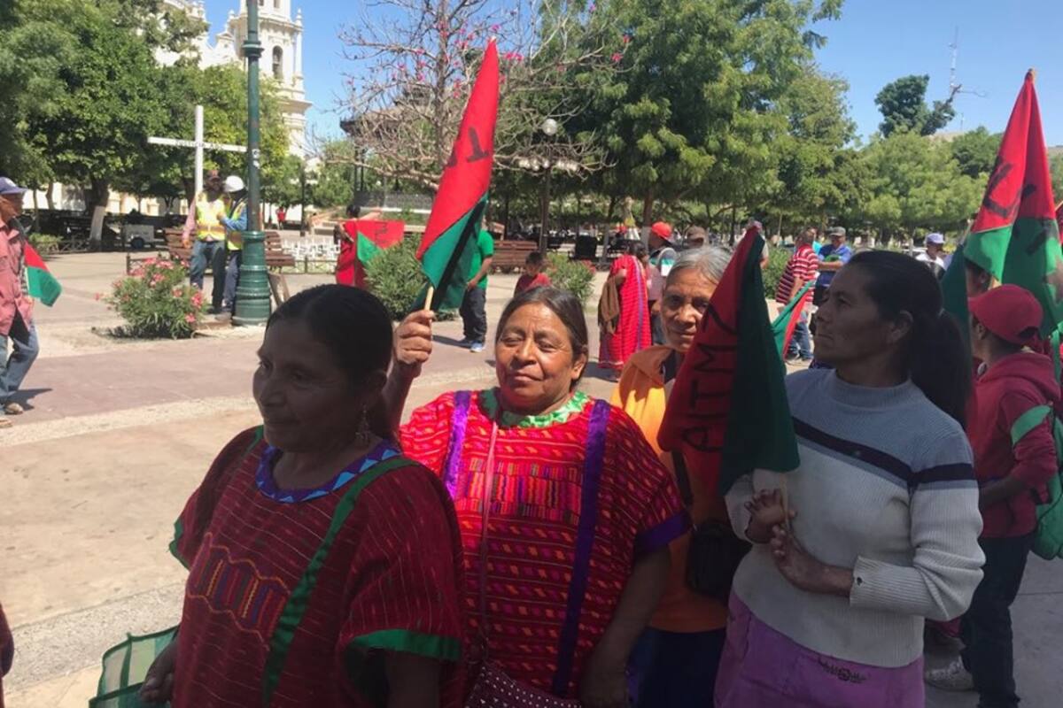 Triquis piden apoyo para una vivienda digna