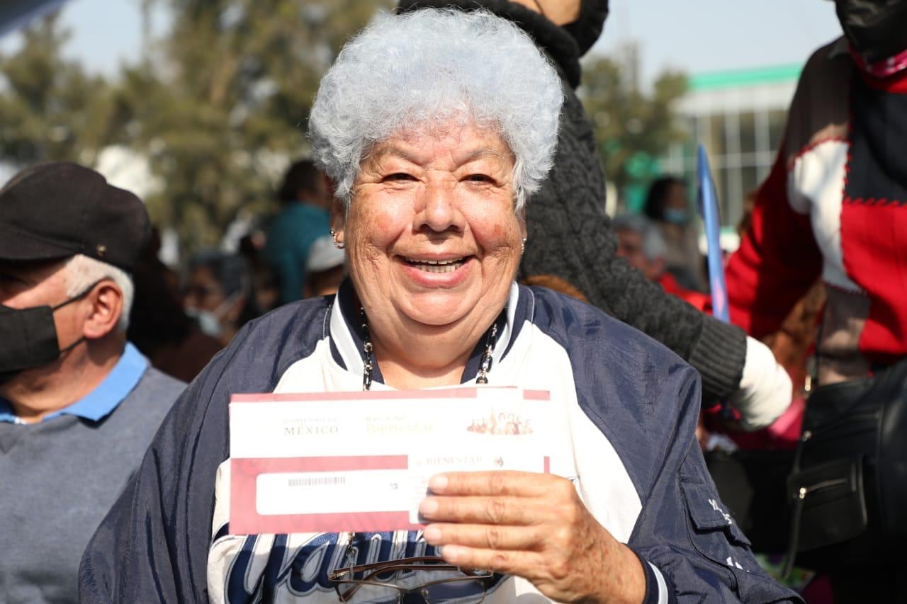 El bloqueo de la Tarjeta del Bienestar no es una situación poco común, y existen formas de recuperarla para poder hacer los cobros mediante ella. | Foto: Programas para el Bienestar