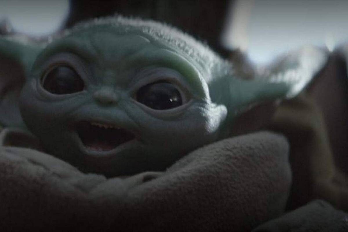 Baby Yoda conoce a su ‘abuelo’