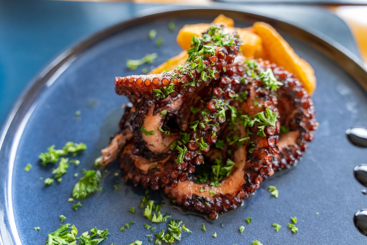 Pulpo al ajillo