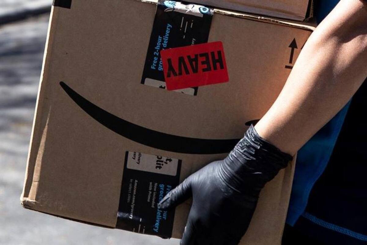 Amazon toma temperatura a sus empleados en almacenes de EU