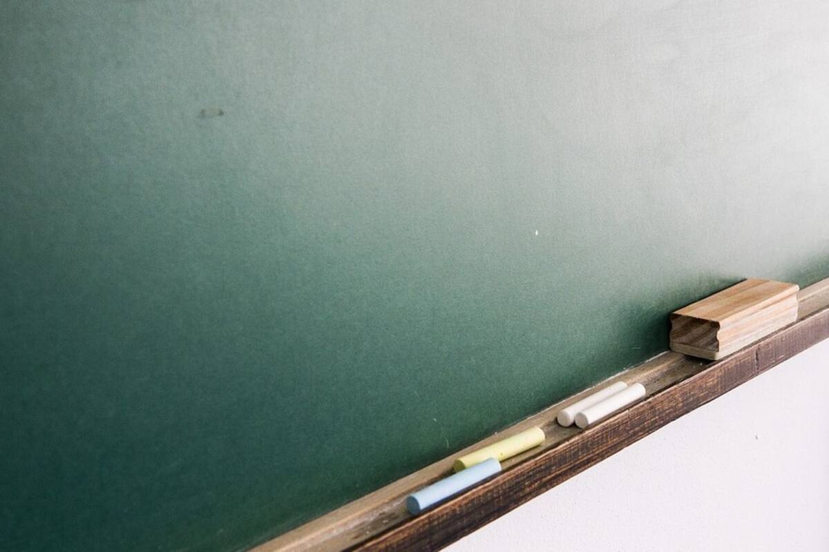 Pagan más de 211 mdp a profesores "fantasma" en Jalisco