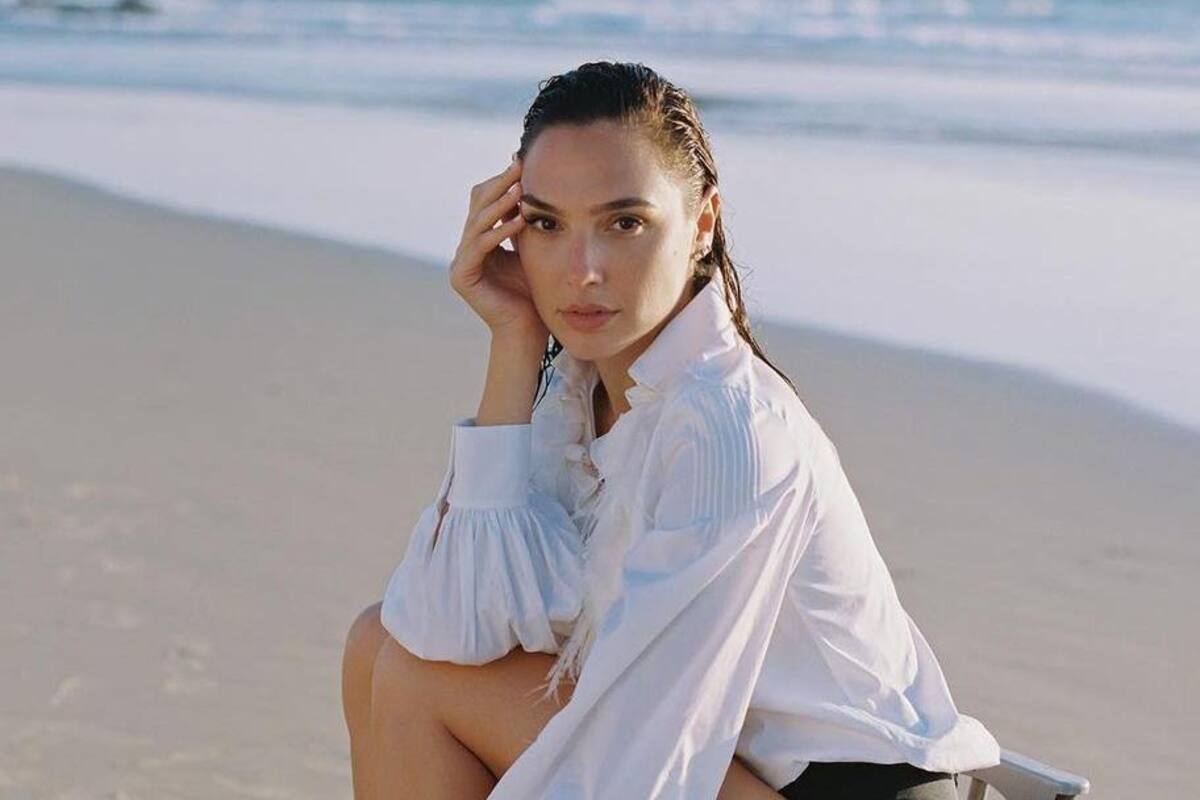 Gal Gadot enamora Instagram en un mini vestido rosa
