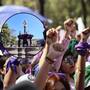 Marchas del 8 de marzo combinan protesta simbólica, operativos de tránsito y programas preventivos para fortalecer seguridad y autonomía de mujeres ante la violencia