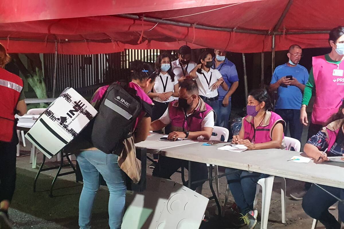 Arriban paquetes electorales de diputación federal a INE