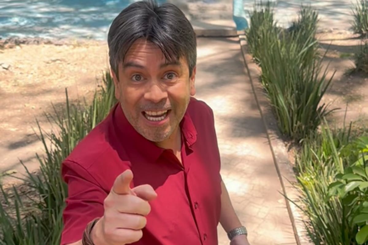 Carlos Espejel sufre parálisis facial