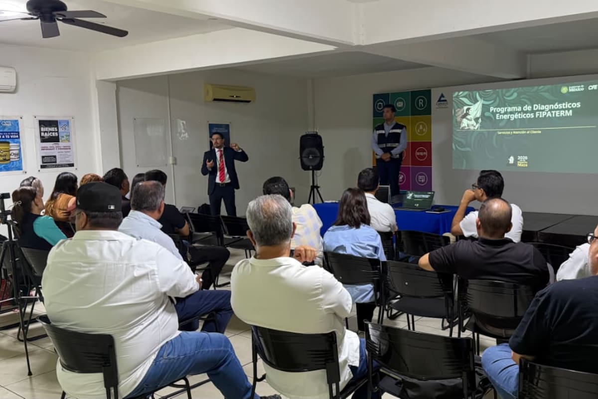 CFE capacita a comerciantes de Cajeme para reducir su consumo eléctrico: “Te puedes ahorrar hasta un 10%”