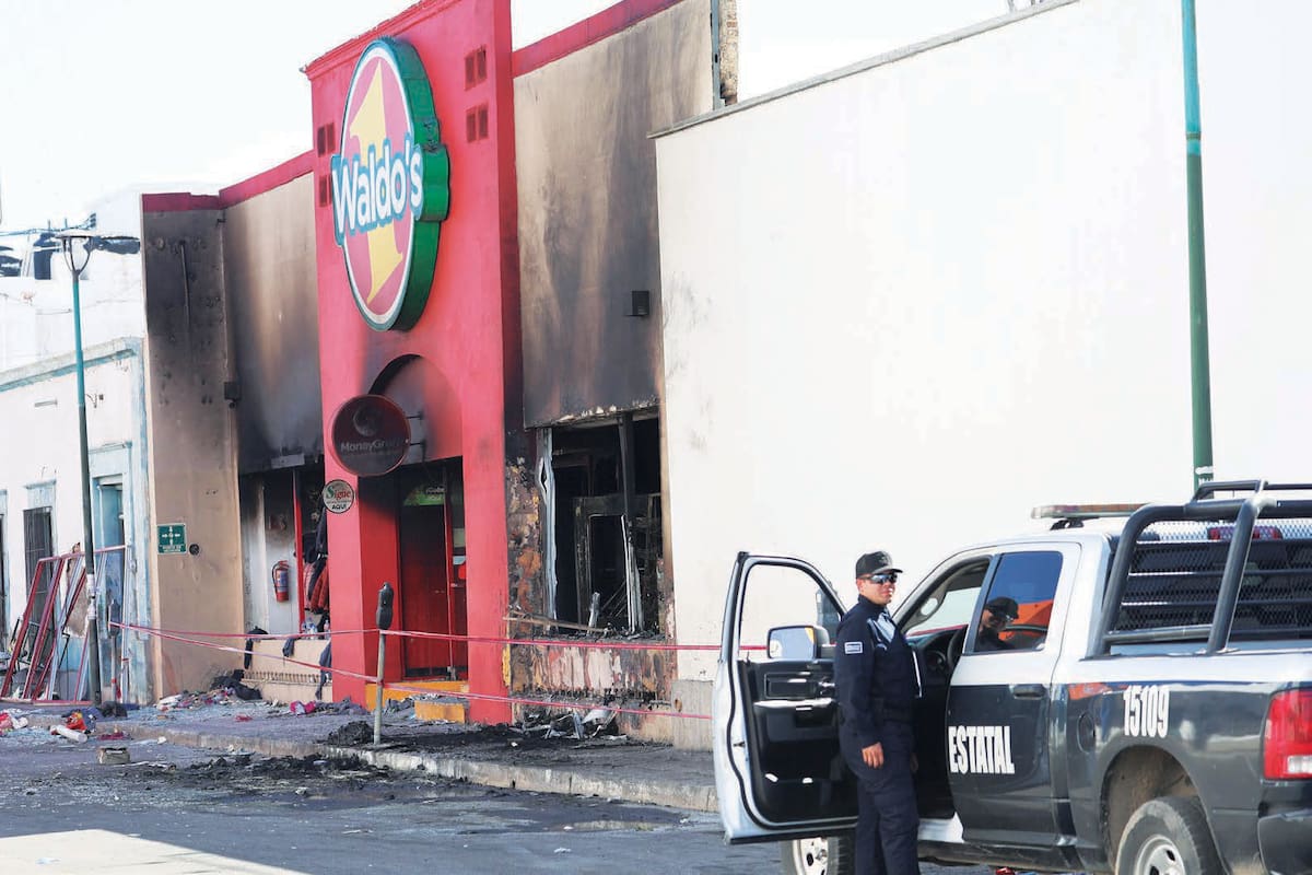 Funcionarios de los tres niveles de Gobierno han rendido declaración por la explosión en Waldo’s de Hermosillo; FGJE investiga posibles negligencias en permisos y supervisión