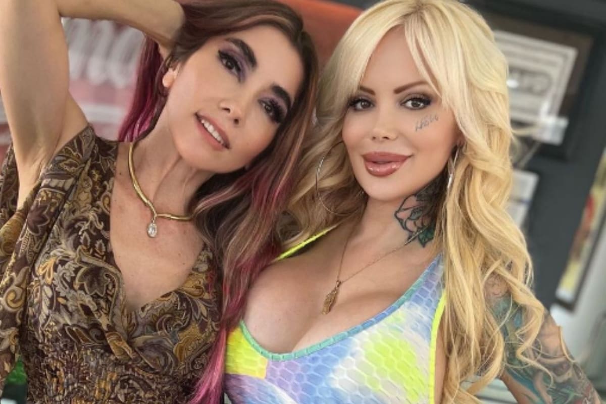 Bella de la Vega y Sabrina Sabrok se reúnen para planear colaboración erótica