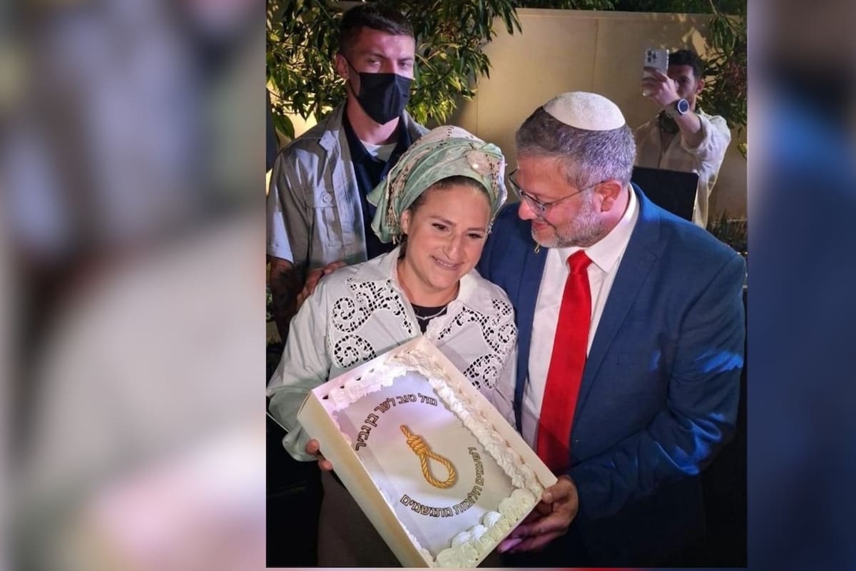 El ministro israelí Itamar Ben-Gvir celebró su cumpleaños 50 con un pastel decorado con una soga dorada y la frase “a veces los sueños se hacen realidad”, semanas después de que el Parlamento israelí aprobó una ley que permite la pena de muerte para palestinos