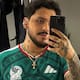 Christian Nodal se suma al ambiente mundialista al posar con la camiseta de México
