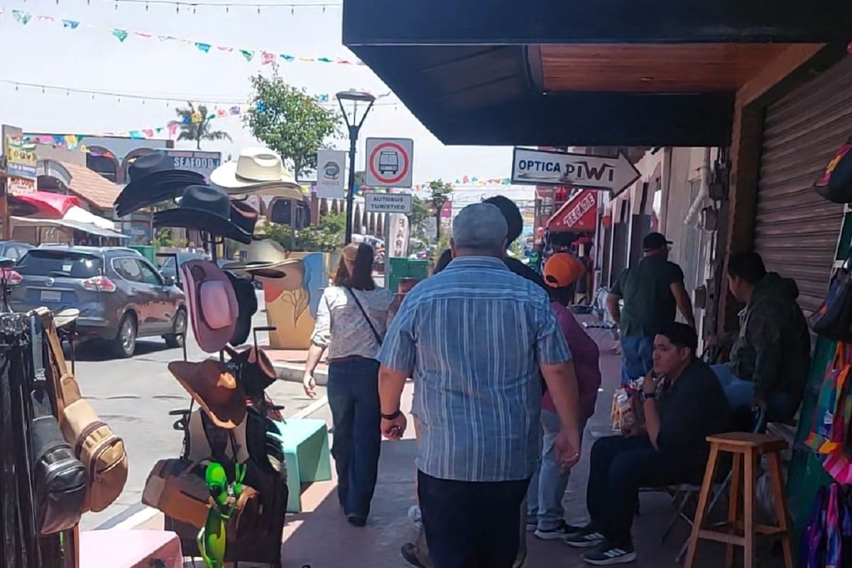 Preocupa aumento de comercio informal en la Zona Turística
