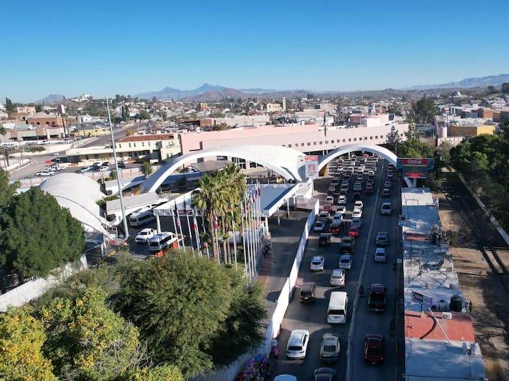Tiempos de espera en garitas de Nogales son superiores a los 60 minutos