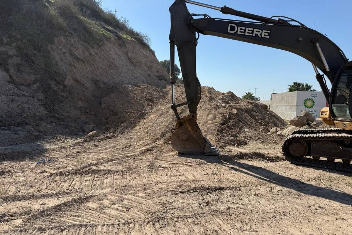 Suspenden cortes de talud en Urbi Quinta Versalles