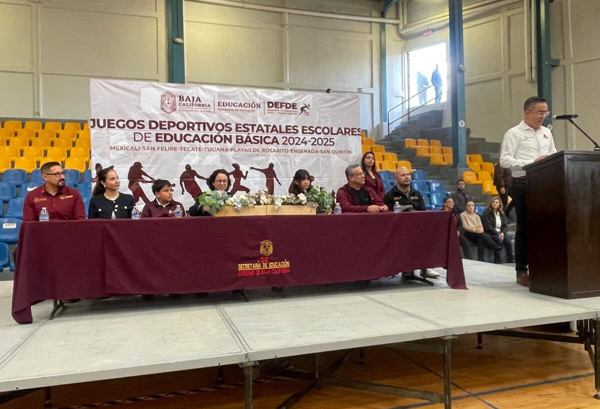 La alcaldesa de Rosarito, Rocío Adame, también estuvo presente en el arranque de los Juegos Deportivos.