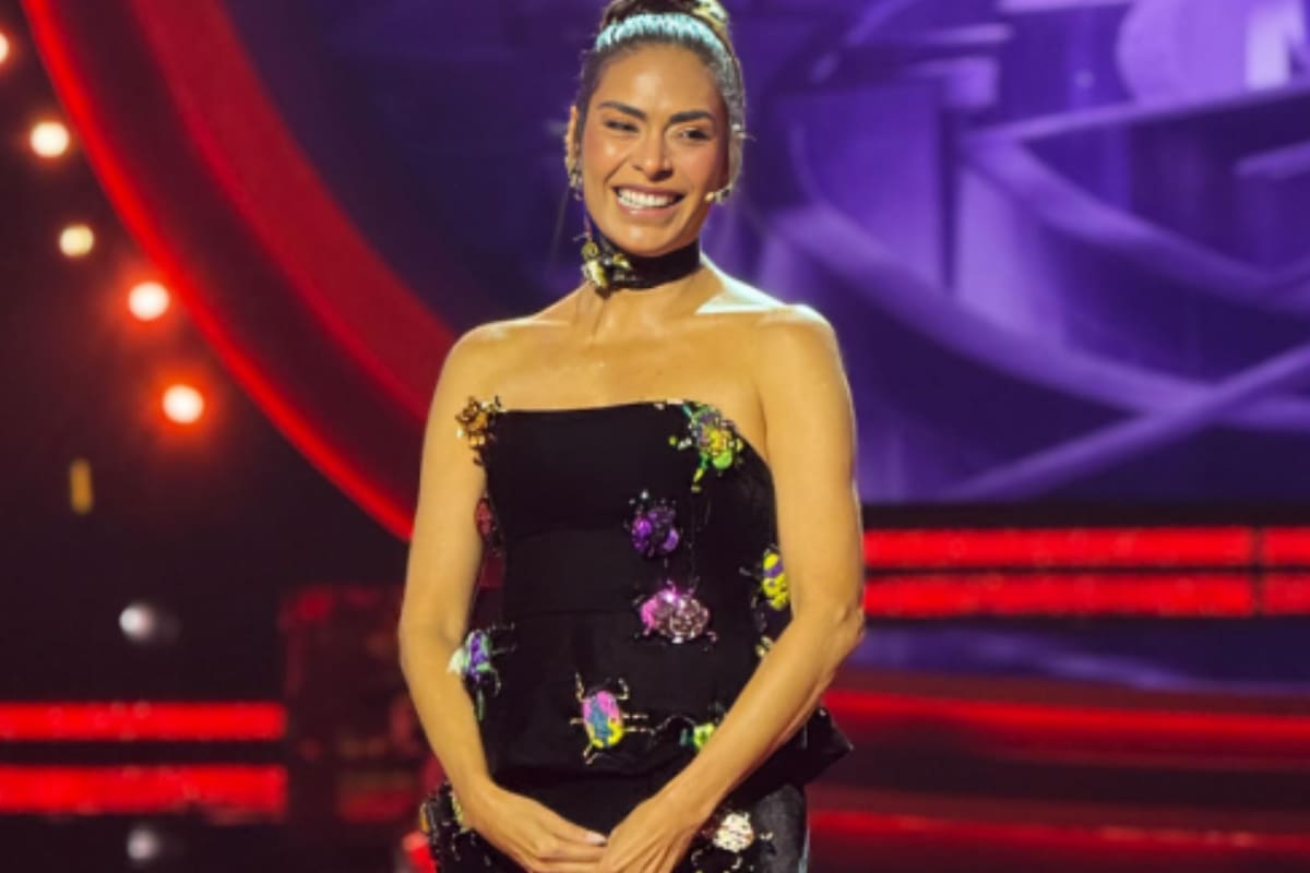 Galilea Montijo impacta con un vestido adornado con insectos en la gala de La Casa de los Famosos México