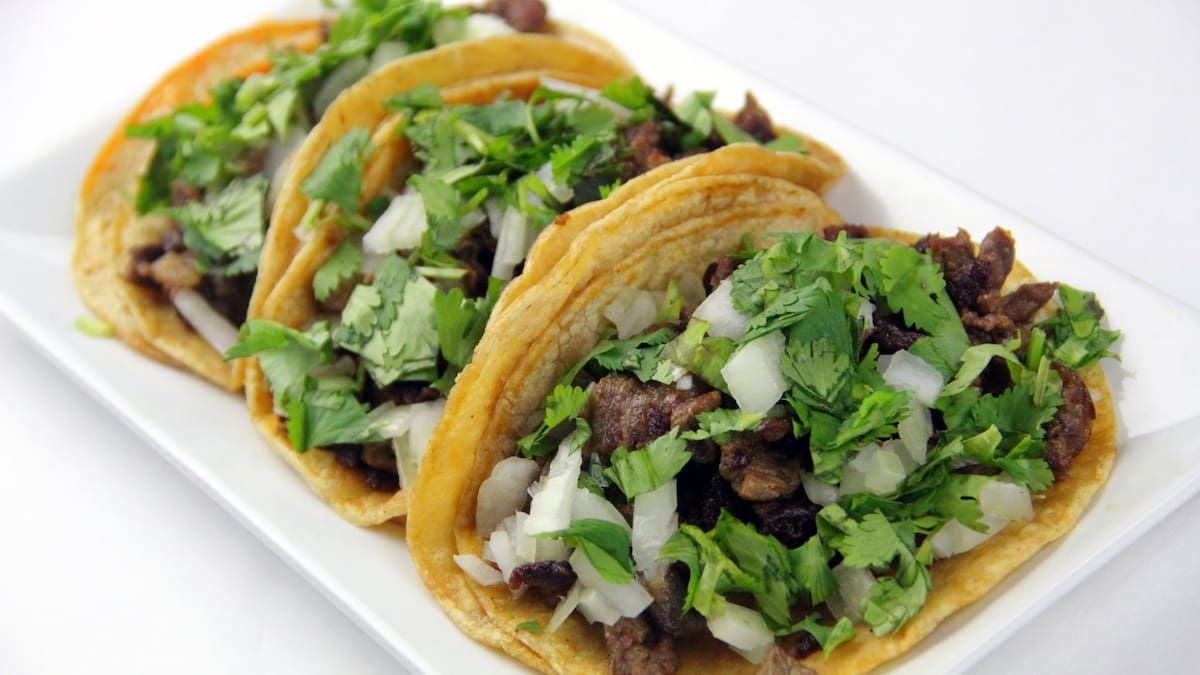 Tacos de cabeza | Foto: Especial