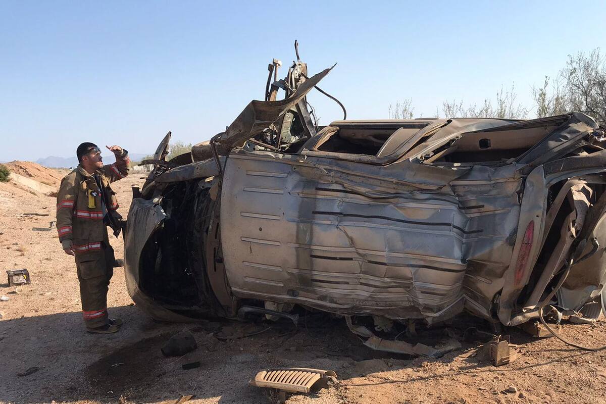 Fallecen 3 hombres por volcadura en carretera Mexicali-San Felipe
